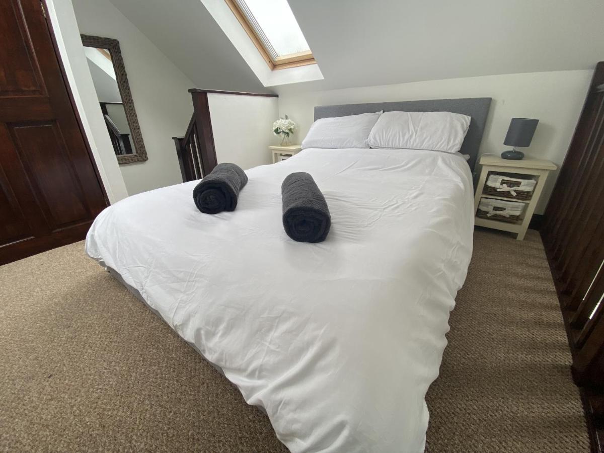 The Stables - Detached Cottage With Private Garden & Hot Tub St Austell Eksteriør billede