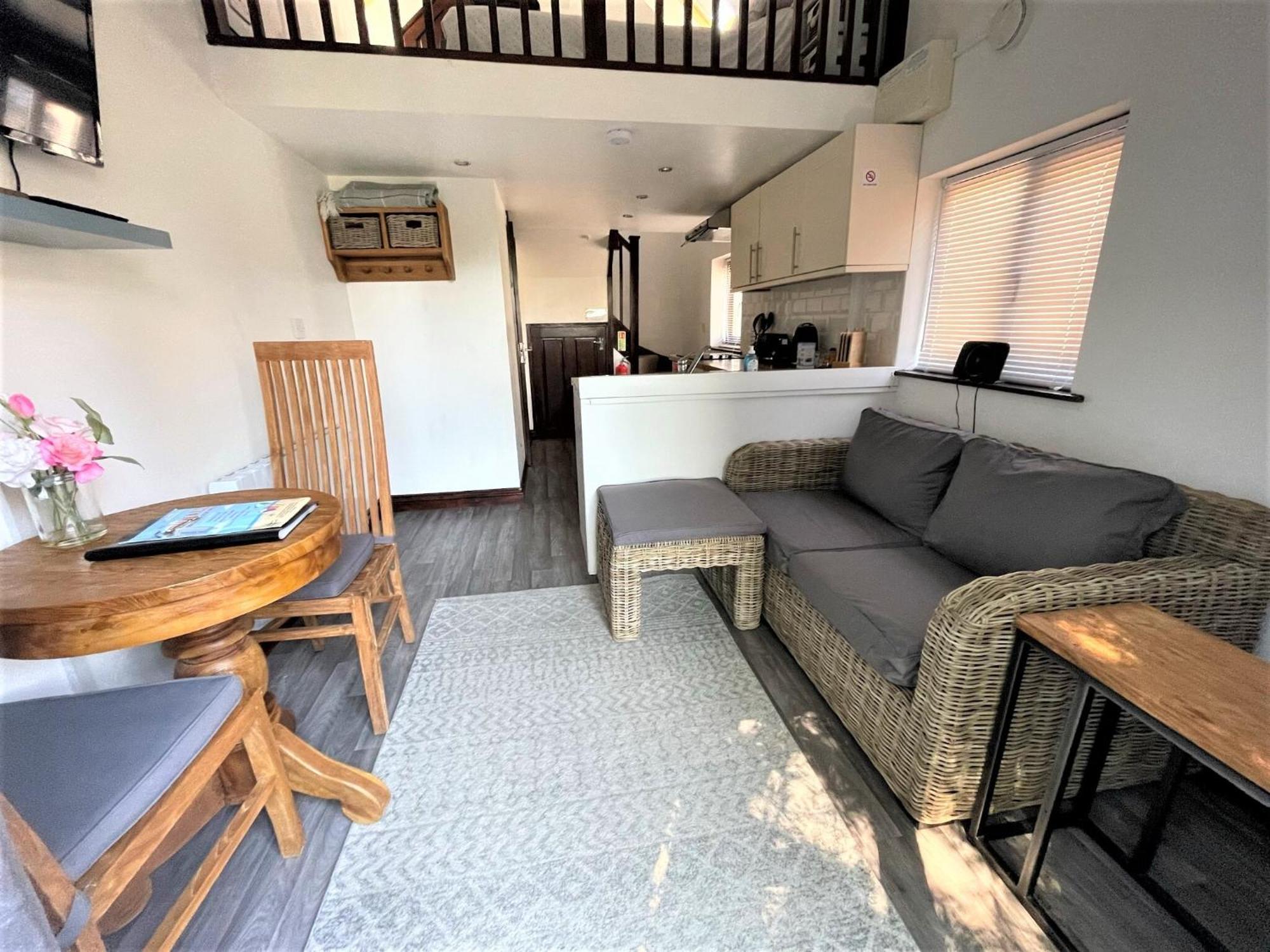 The Stables - Detached Cottage With Private Garden & Hot Tub St Austell Eksteriør billede